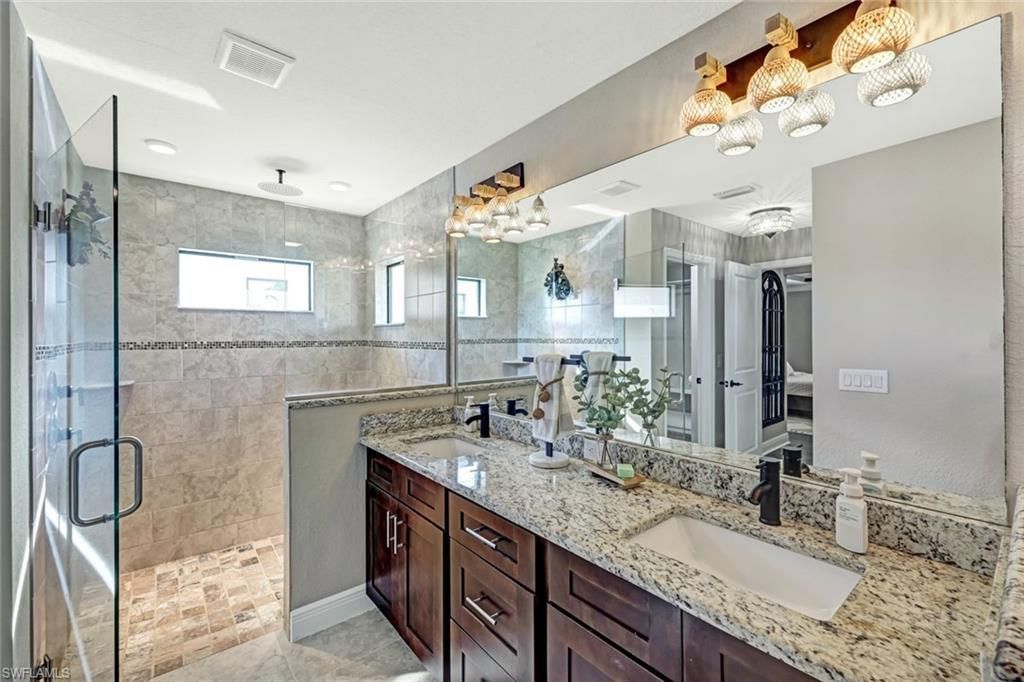1819 SW 40th Ter, Cape Coral, FL 33914 Photo