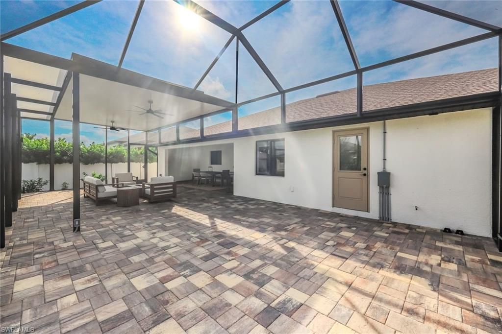 1819 SW 40th Ter, Cape Coral, FL 33914 Photo