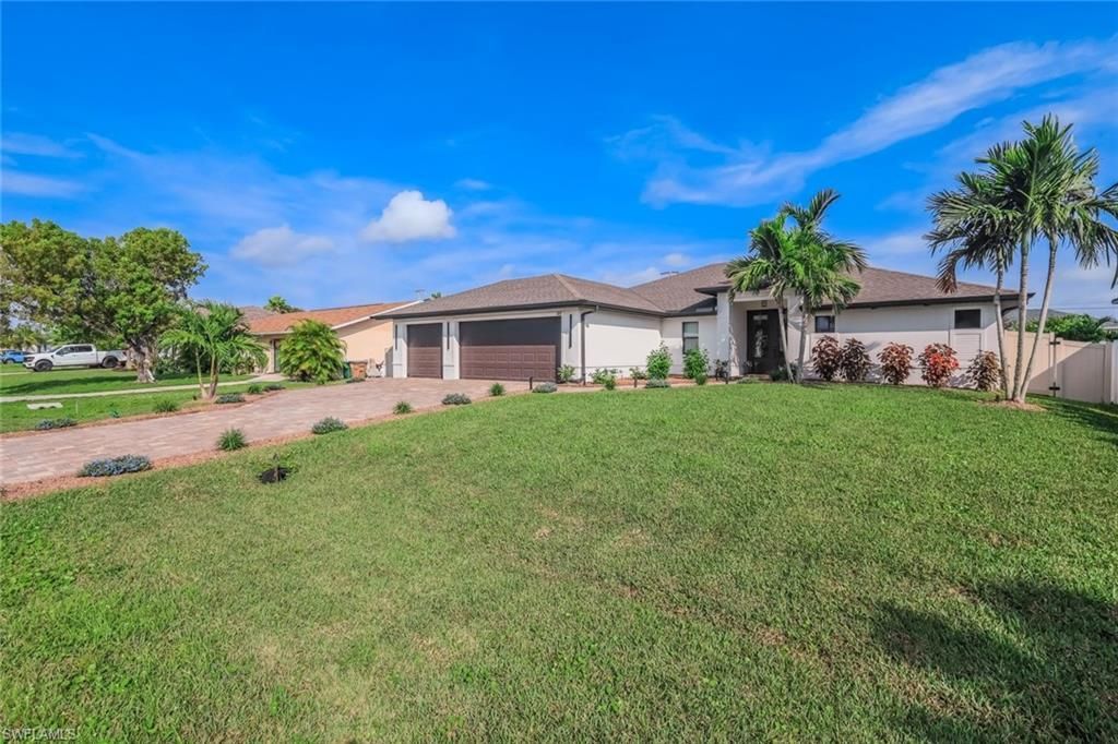 1819 SW 40th Ter, Cape Coral, FL 33914 Photo