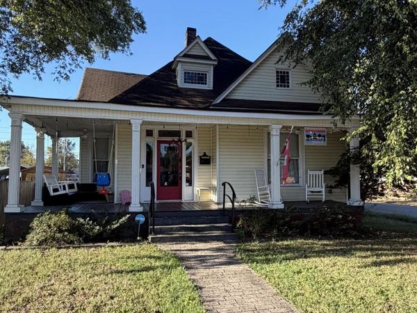 2000 E 14th Street , Chattanooga, TN 37404