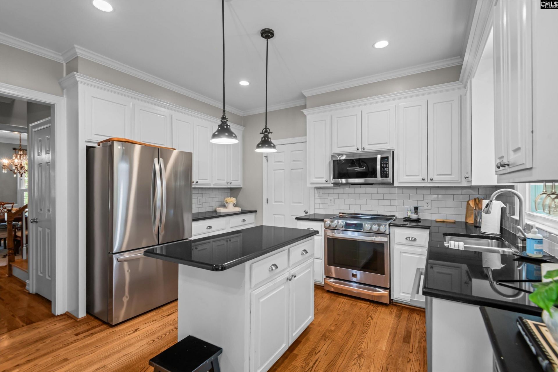 309 Bridgecreek Drive  Photo 13
