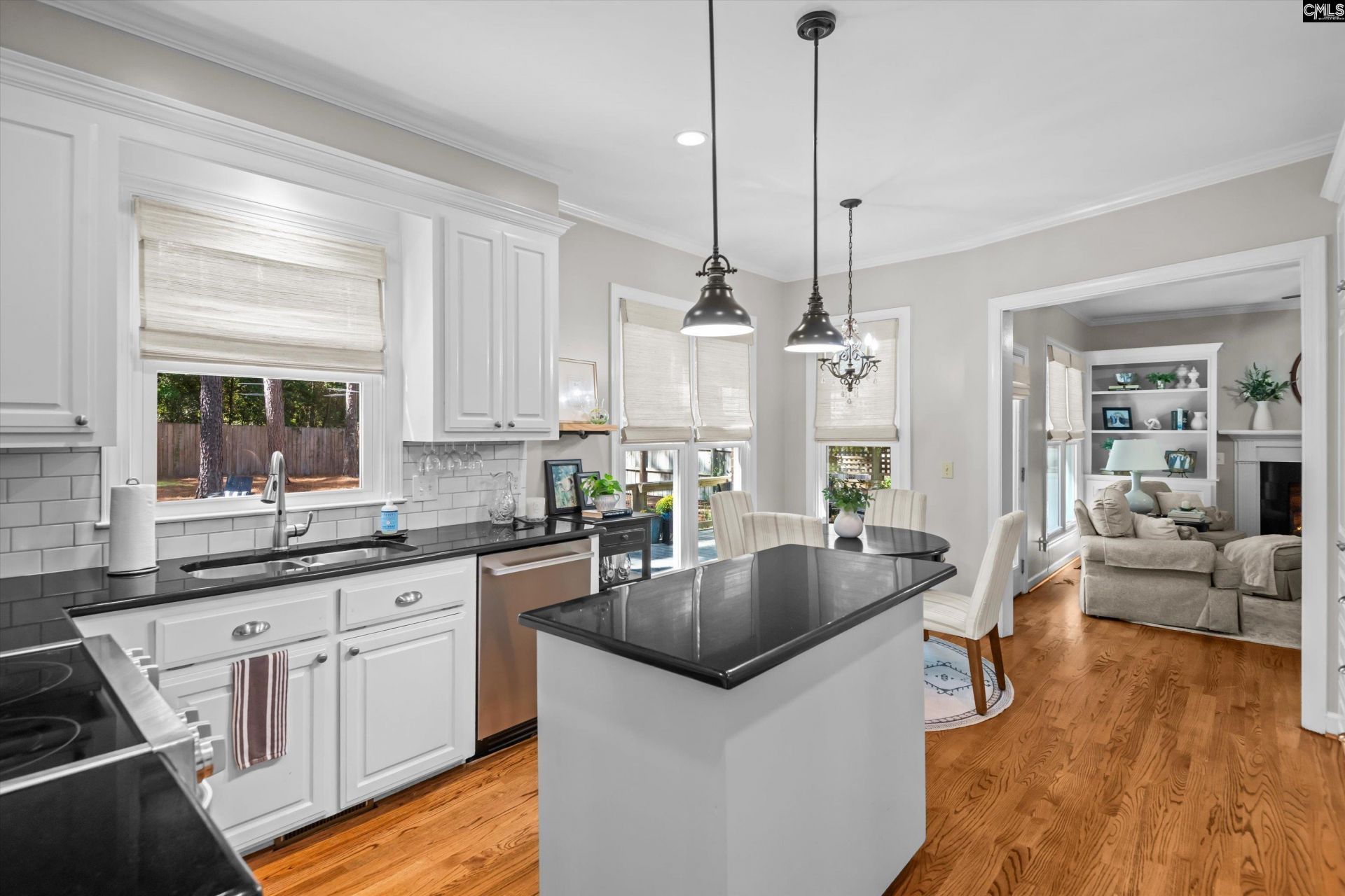 309 Bridgecreek Drive  Photo 14