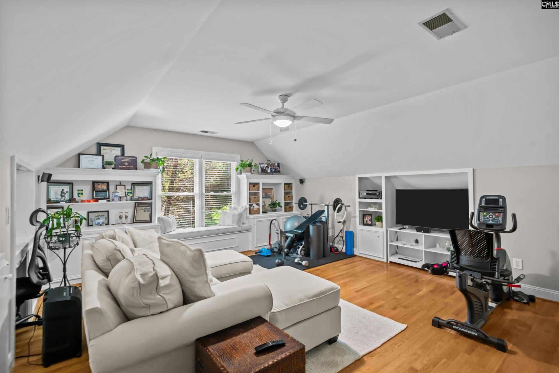 309 Bridgecreek Drive  Photo 33