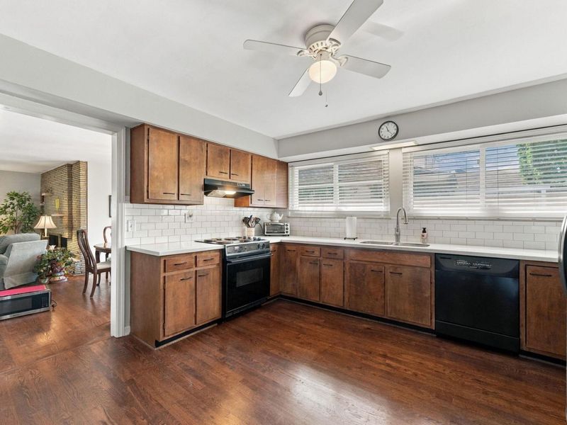 645 S Kellner Road, Columbus, OH 43209 Photo 9