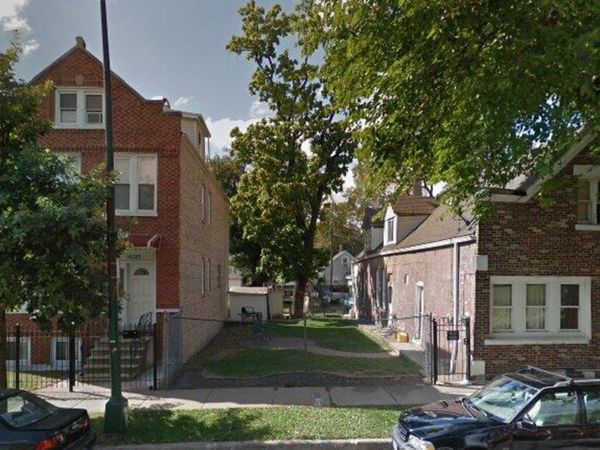 3024 S Central Park Avenue, Chicago, IL 60623