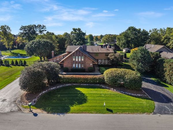 9823 Wild Cherry Lane , Palos Park, IL 60464