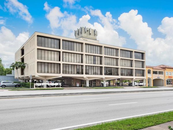420 S Dixie Hwy, Unit 4J, Coral Gables, FL 33146