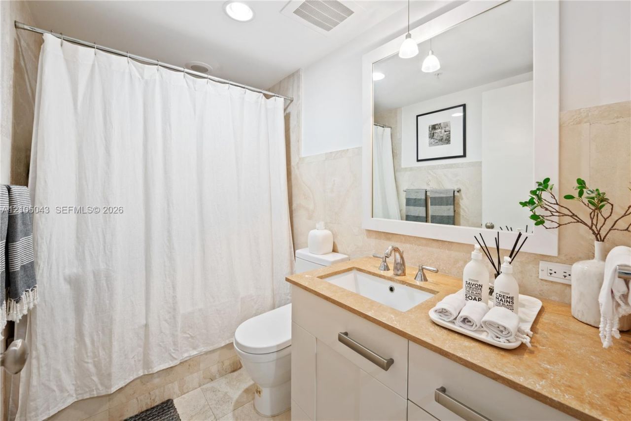 3540 Main Hwy, Unit 207, Miami, FL 33133 Photo