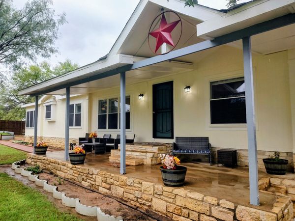 9855 W Ranch Road 1431, Buchanan Dam, TX 78609