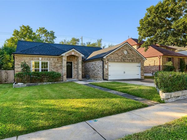 2223 Mockingbird DR, Round Rock, TX 78681