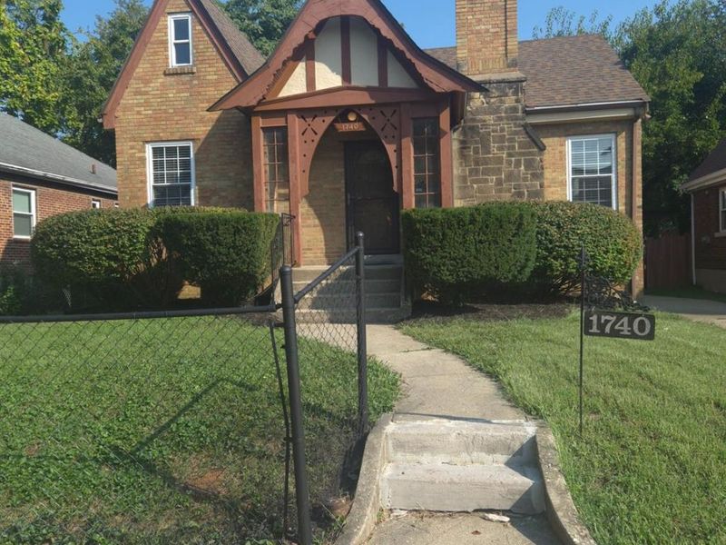 1740 Garden Lane, Cincinnati, OH 45237 Photo 2