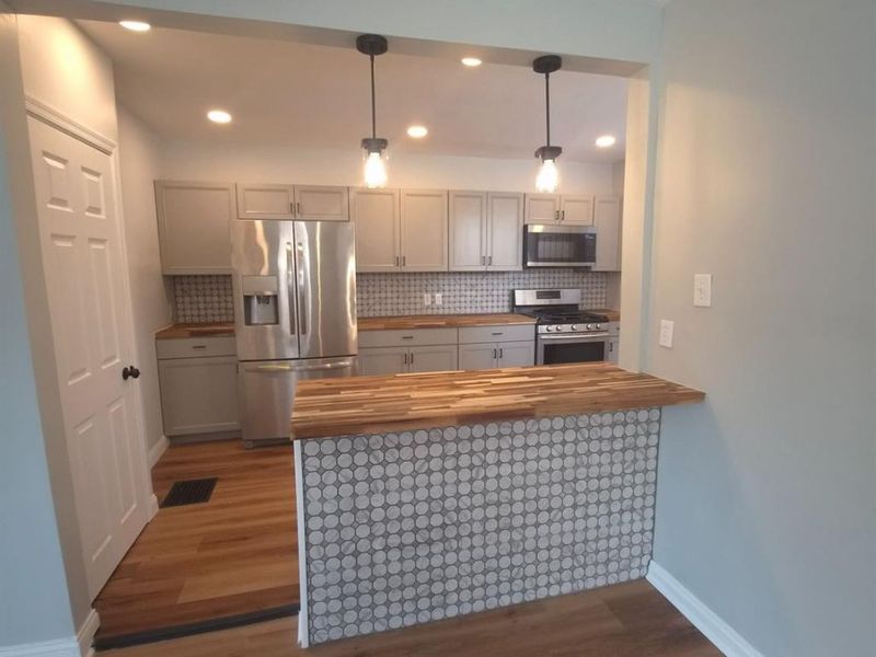 1740 Garden Lane, Cincinnati, OH 45237 Photo 8