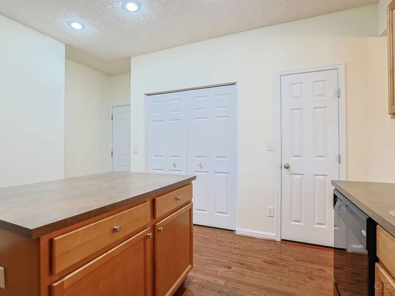 9371 Stoneybrooke, Springfield Township, OH 45231 Photo 15