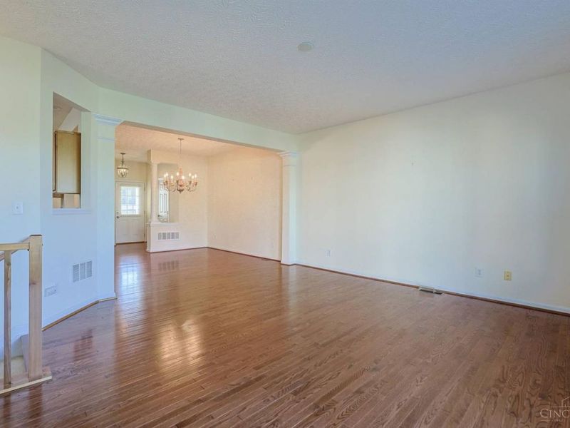 9371 Stoneybrooke, Springfield Township, OH 45231 Photo 7