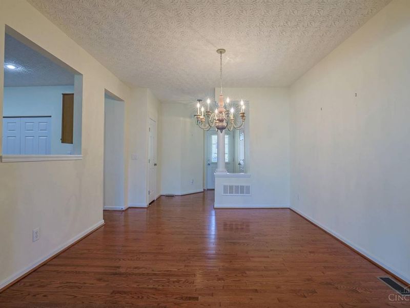 9371 Stoneybrooke, Springfield Township, OH 45231 Photo 9
