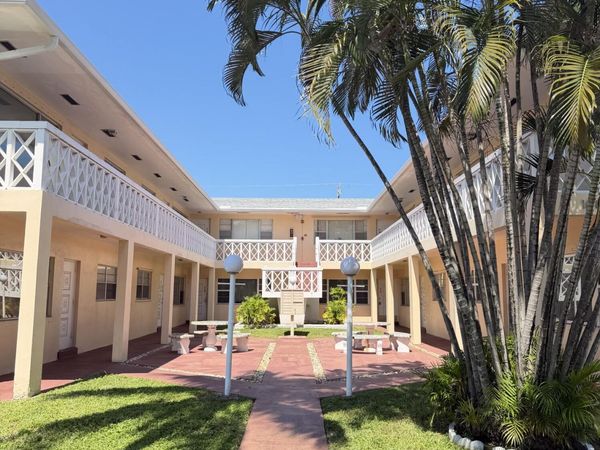 1643 WILEY Street, Unit 4, Hollywood, FL 33020