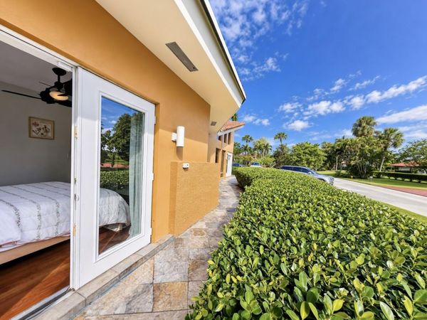 5105 White Oak Lane, Tamarac, FL 33319