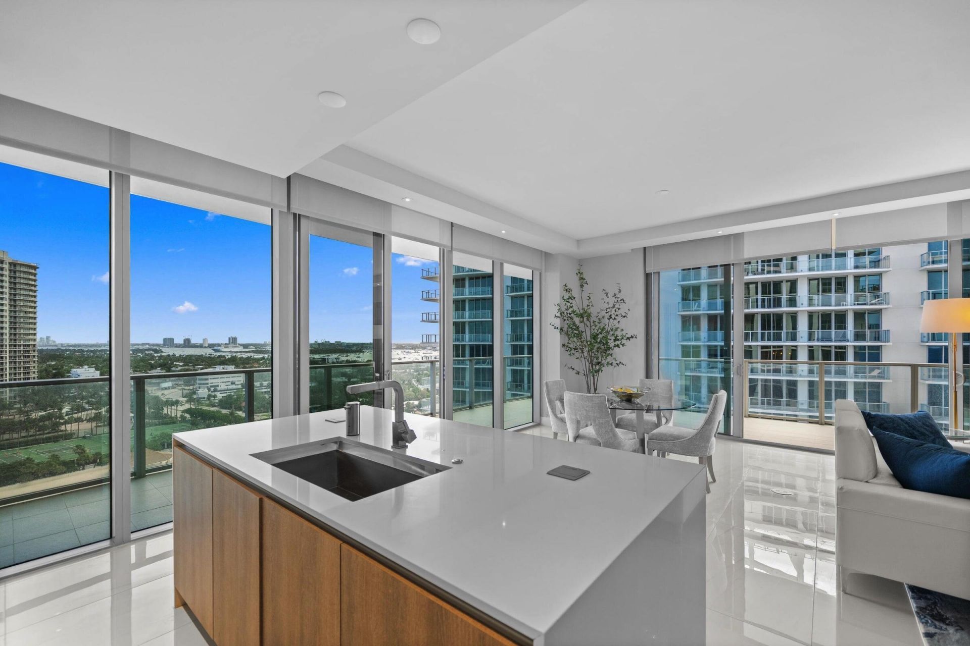 3100 N Ocean Drive, Unit H-1508, Singer Island, FL 33404 Photo