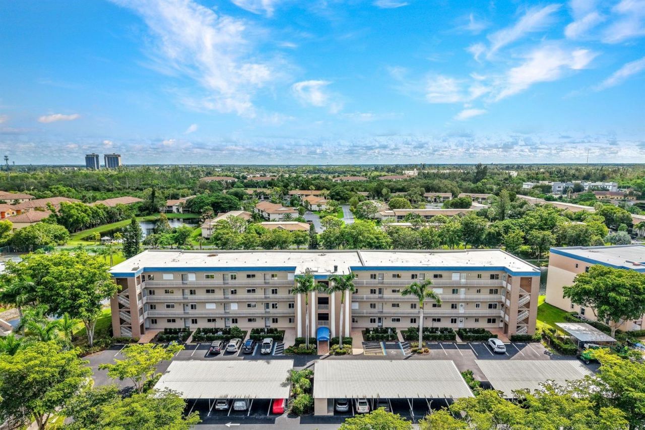 14901 Park Lake Drive, Unit 106, Fort Myers, FL 33919 Photo
