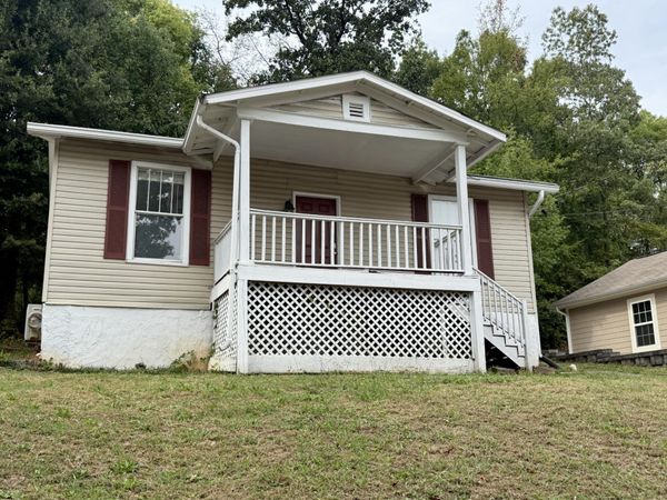 619 Snow Street , Chattanooga, TN 37405