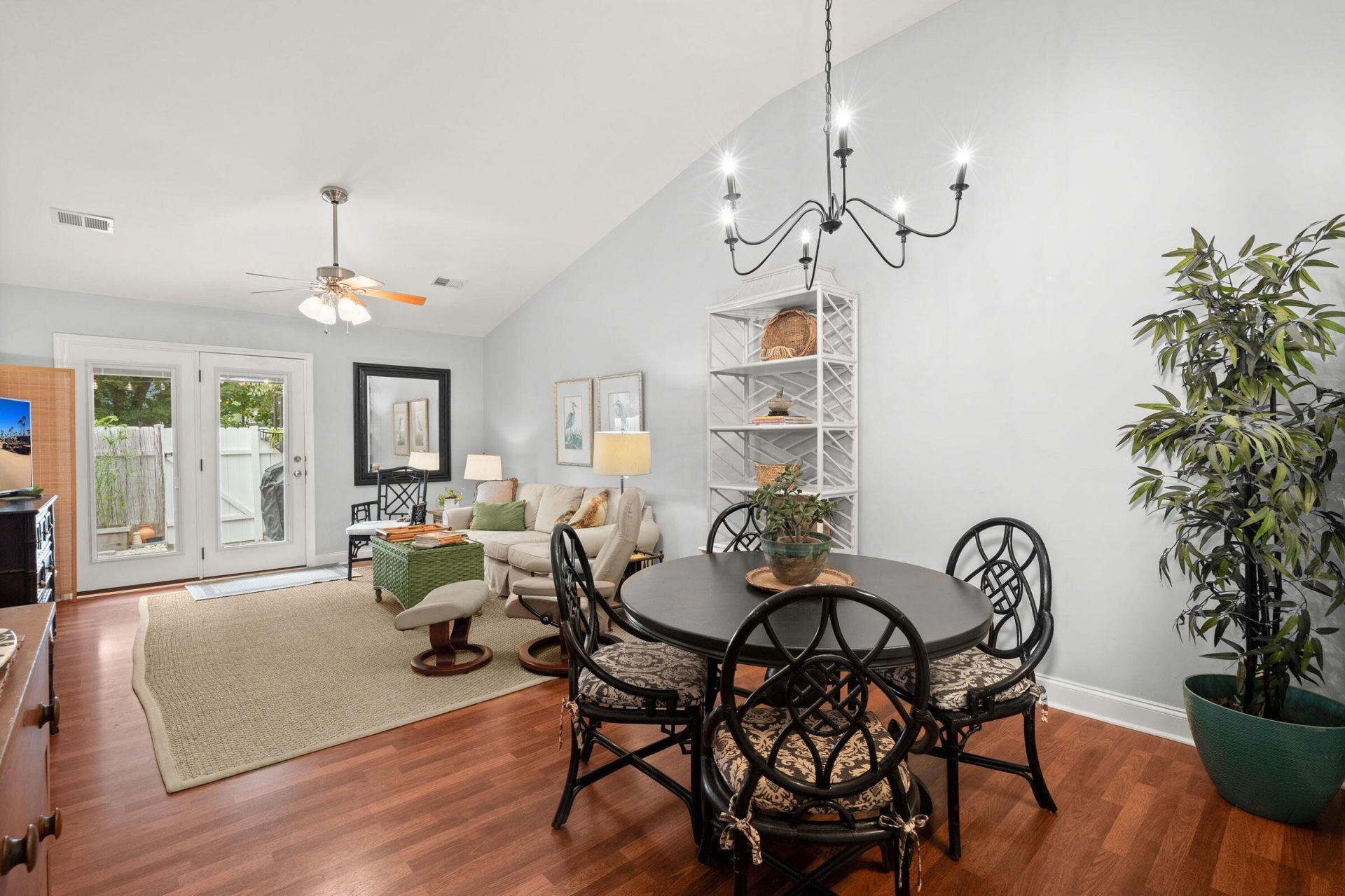 3259 Walter Drive Photo 8