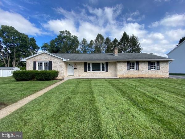 403 F STREET , CARLISLE, PA 17013