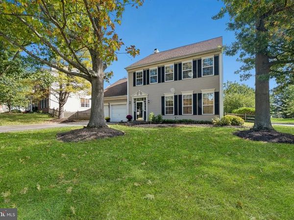 25 WYCKOFF DRIVE, PENNINGTON, NJ 08534