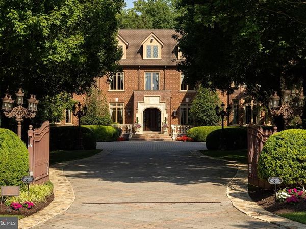 17 SUMMIT LANE, WILMINGTON, DE 19807