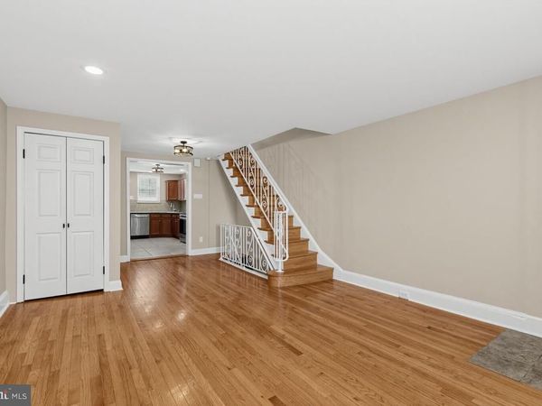 2405 S WARNOCK STREET, PHILADELPHIA, PA 19148
