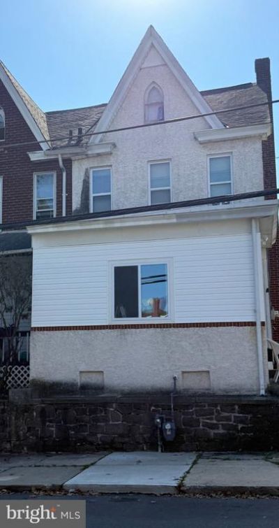 424 WEST STREET , POTTSTOWN, PA 19464
