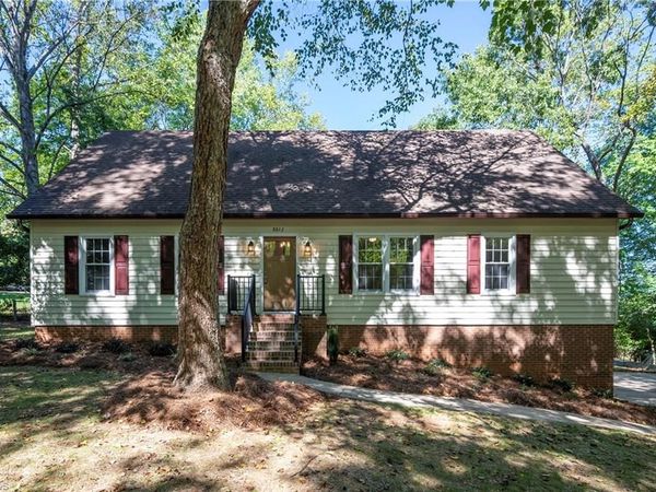 8813 Belhaven Court , Lewisville, NC 27023