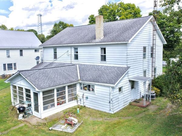 26965 County Road 1 , Coshocton, OH 43812