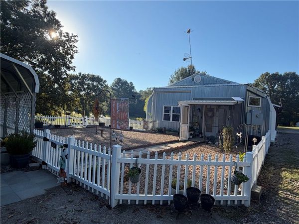 1285 CR 2241 , Hartman, AR 72840