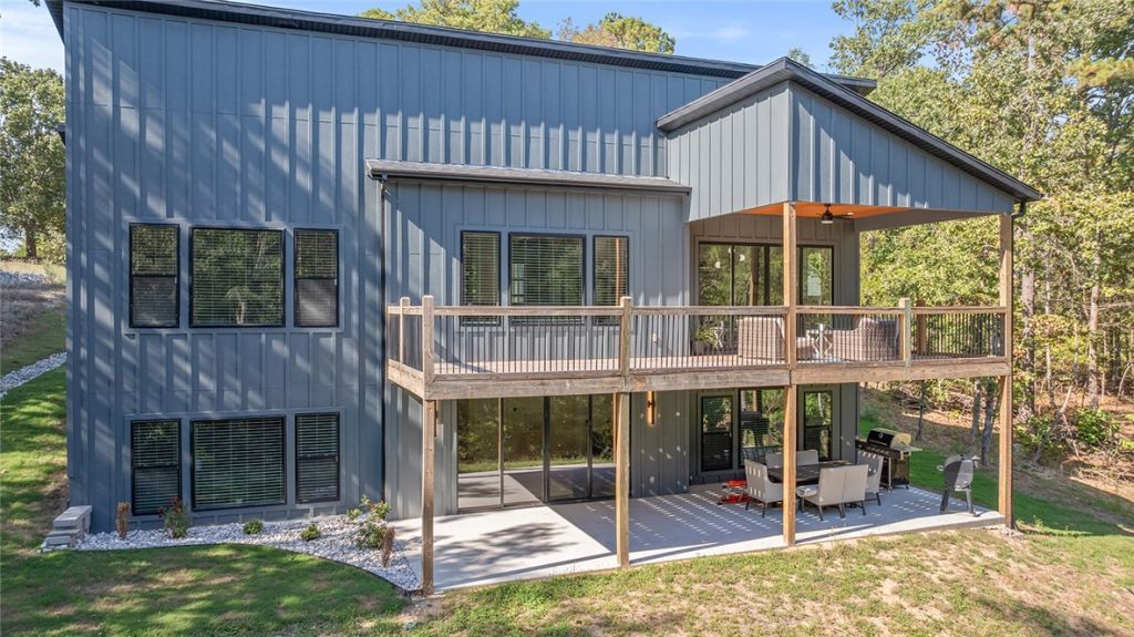 2 Helmsley Circle  Bella Vista, AR 72715