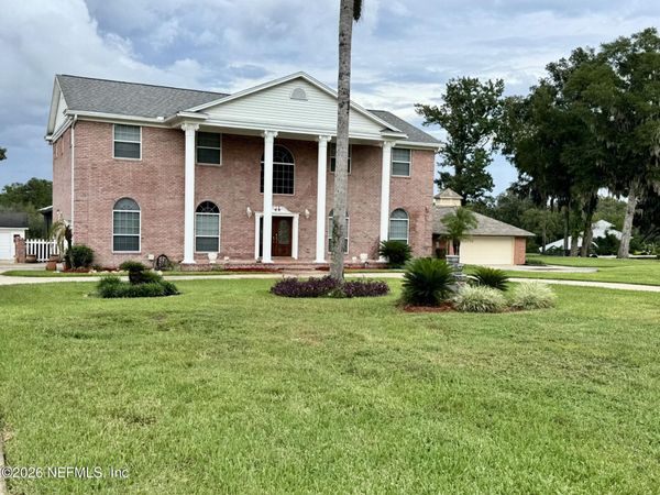 435 LAKE ASBURY Drive, Green Cove Springs, FL 32043