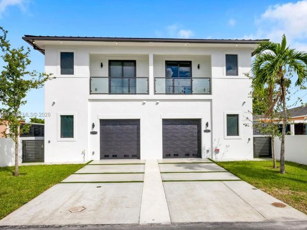 1771 NW 3 St , Miami, FL 33125
