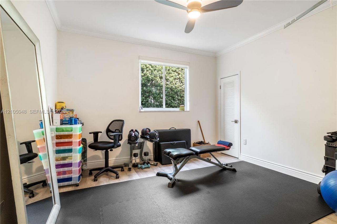 13100 Keystone Ter , North Miami, FL 33181 Photo