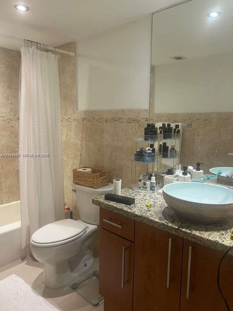 19380 Collins Ave, Unit 808, Sunny Isles Beach, FL 33160 Photo