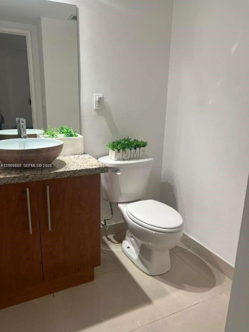 19380 Collins Ave, Unit 808, Sunny Isles Beach, FL 33160 Photo