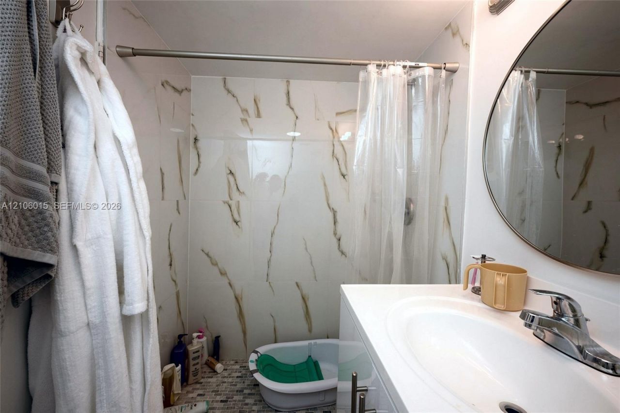 2851 NE 183rd St , Unit 1109E, Aventura, FL 33160 Photo