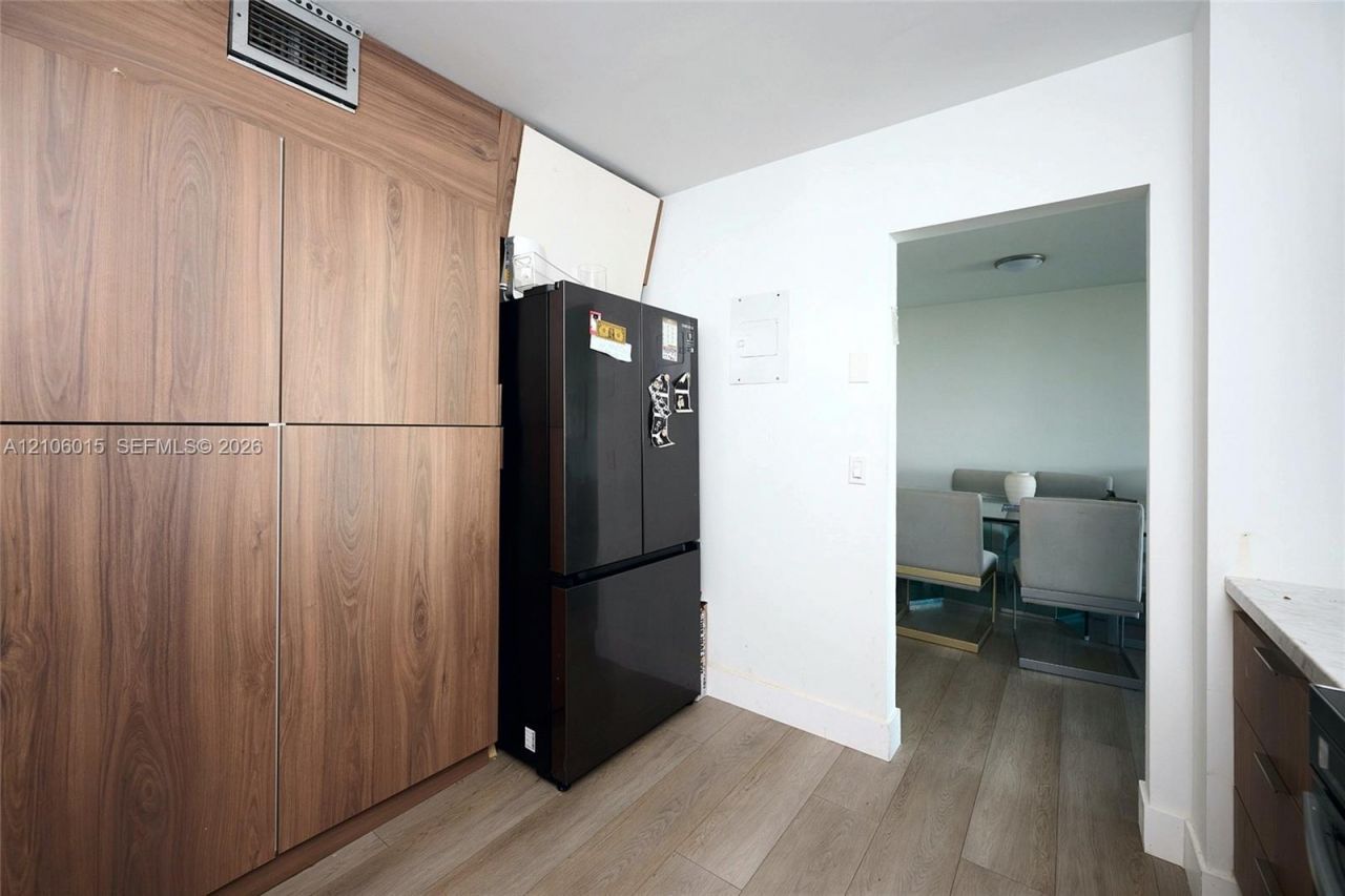 2851 NE 183rd St , Unit 1109E, Aventura, FL 33160 Photo