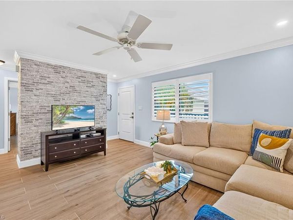 788 Park Shore DR , Unit D36, NAPLES, FL 34103