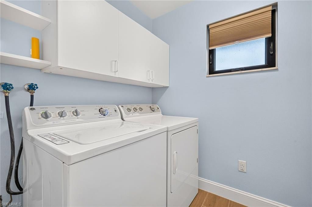 788 Park Shore Dr, Unit D36, Naples, FL 34103 Photo