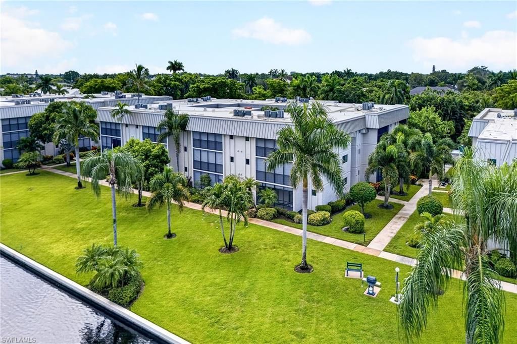 788 Park Shore Dr, Unit D36, Naples, FL 34103 Photo
