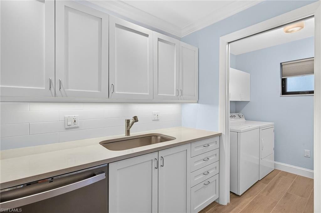 788 Park Shore Dr, Unit D36, Naples, FL 34103 Photo