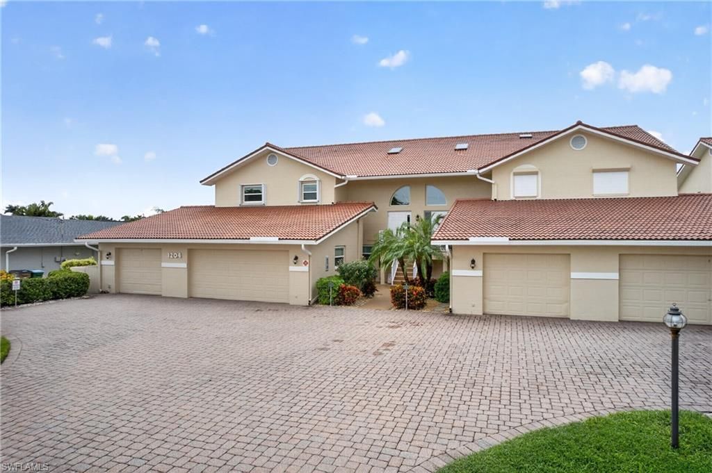 1204 El Dorado Pkwy W, Unit 201, Cape Coral, FL 33914 Photo