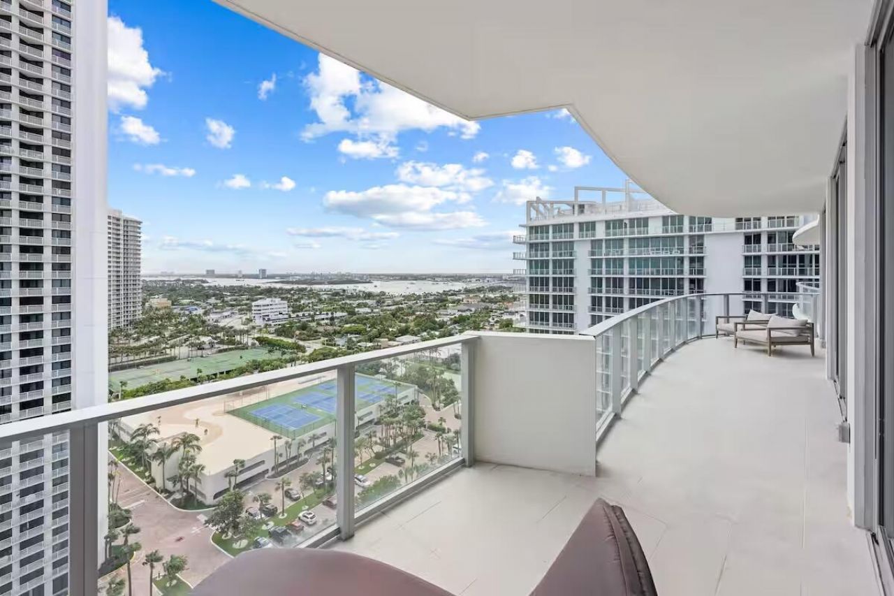 3100 N Ocean Drive, Unit H-1707, Singer Island, FL 33404 Photo