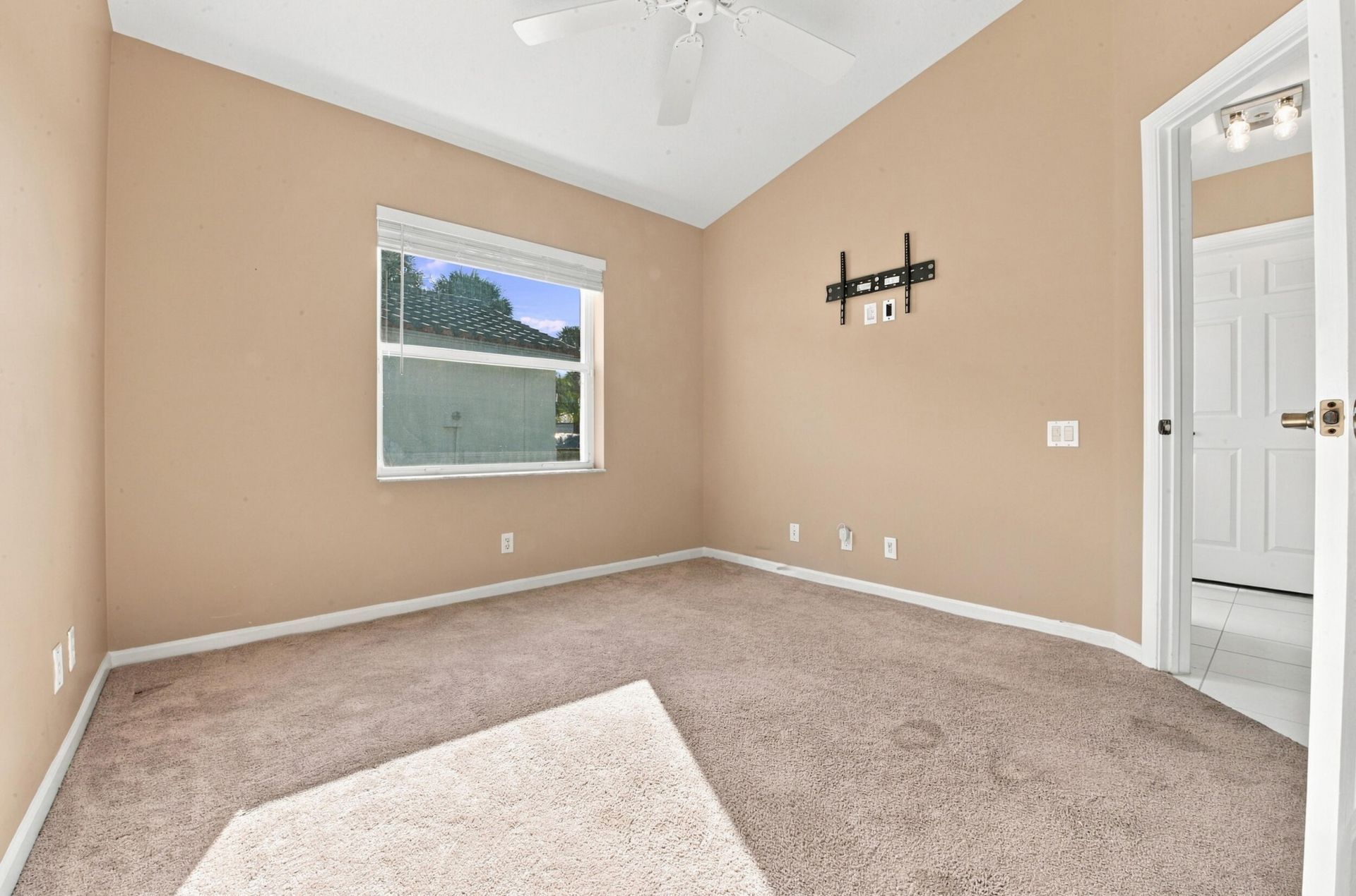 6563 Kings Creek Terrace, Boynton Beach, FL 33437 Photo