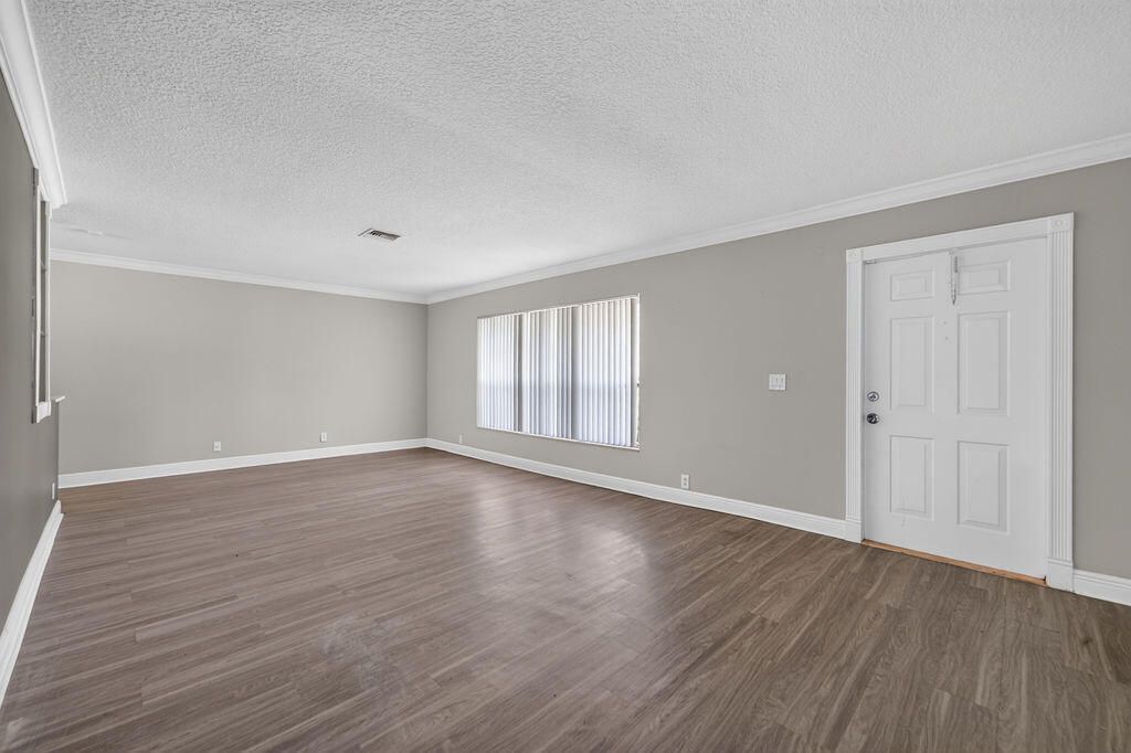 4718 Blue Pine Circle, Greenacres, FL 33463 Photo
