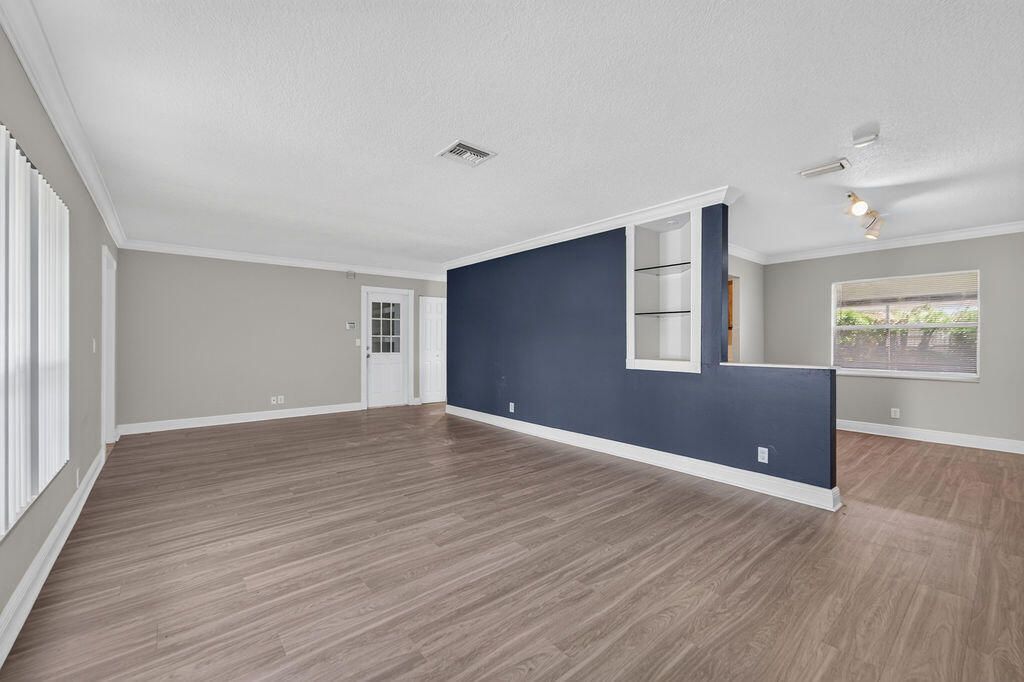 4718 Blue Pine Circle, Greenacres, FL 33463 Photo